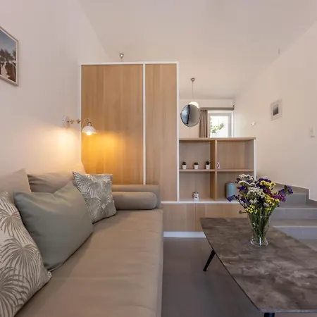 Olia Garden In Naxos Town Apartment